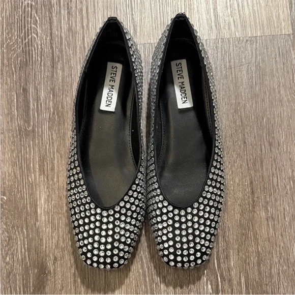 STEVE MADDEN Delphine Rhinestone Square
Toe Ballet Flat - Picture 10 of 11